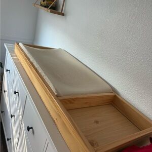 DaVinci Wooden Changing Tray with Cream Pad